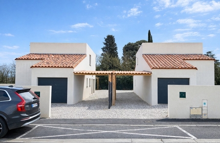 Two new houses close to village center and amenities. Ref # EG11-2540 B 